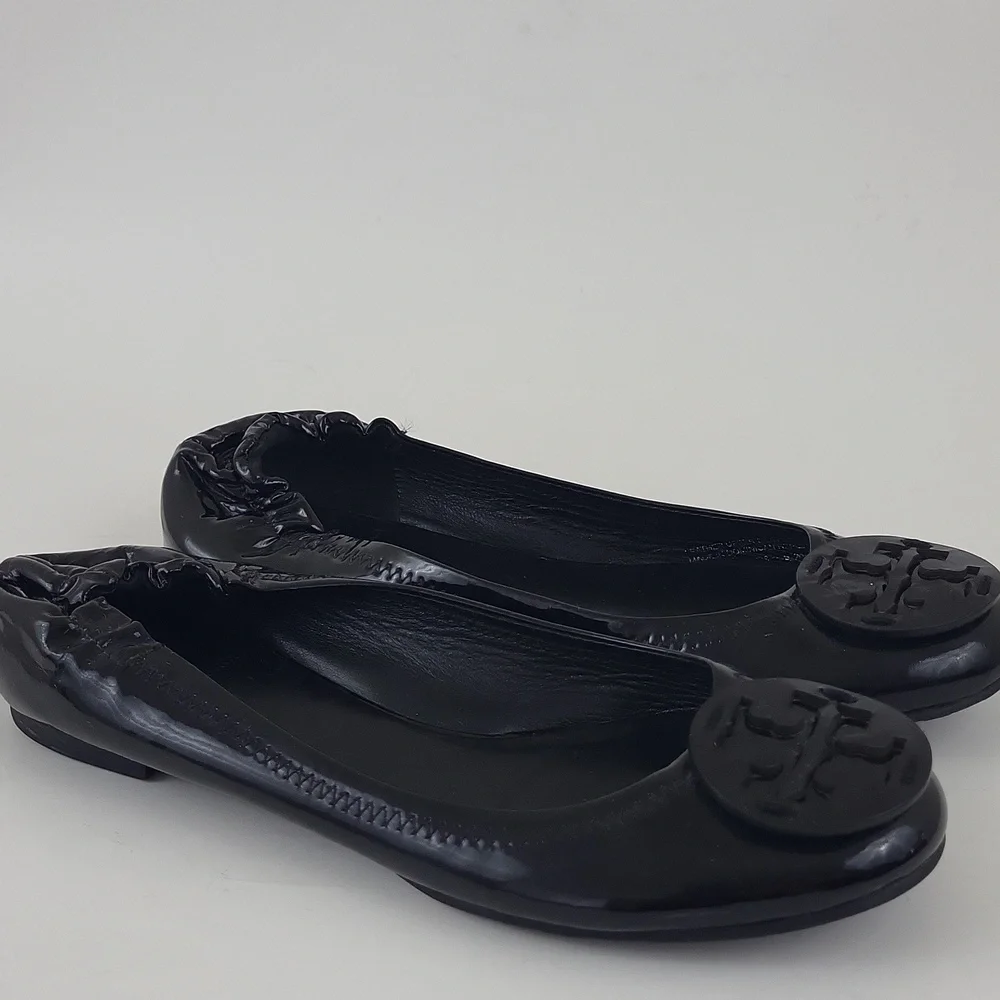 Tory Burch Reva Black Patent Leather w/ Logo Ballet Flats Shoes Size 7 M